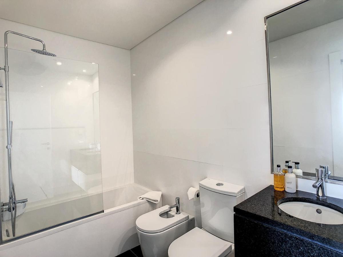 The Sea View By Lovelystay Apartament *