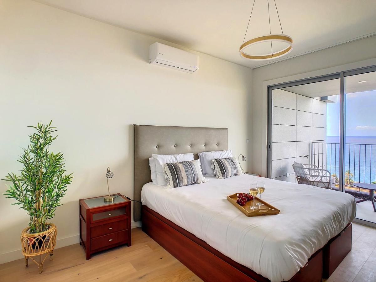 The Sea View By Lovelystay Apartament *
